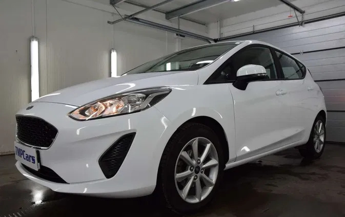 Ford Fiesta cena 49899 przebieg: 66250, rok produkcji 2020 z Czarnków małe 254